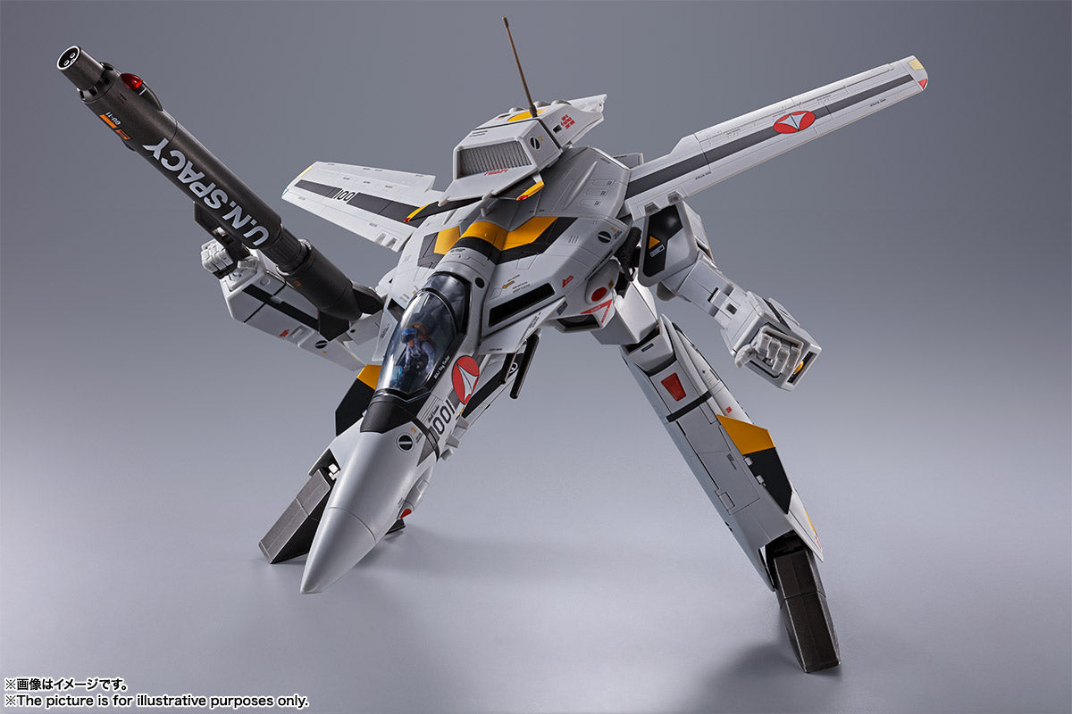 VF-1S Valkyre Roy Focker ed. especial Chogokin - Macross Bandai DX